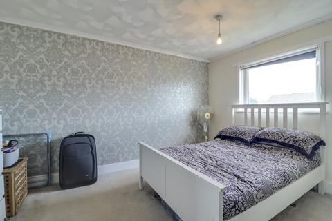 3 bedroom terraced house for sale, Bower Close, Weston