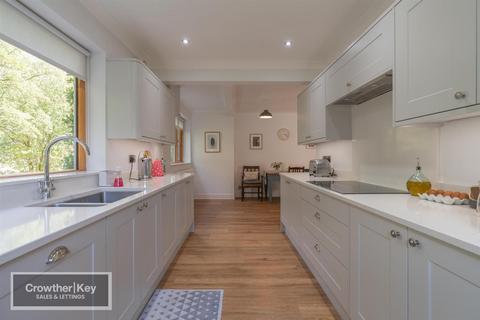 4 bedroom detached house for sale, Earl Sterndale, Buxton