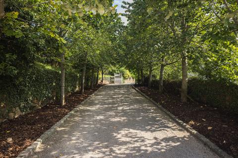 6 bedroom detached house for sale, Les Charrieres Malorey, St. Lawrence, Jersey