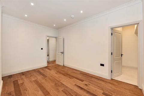 2 bedroom apartment to rent, Queensway, London