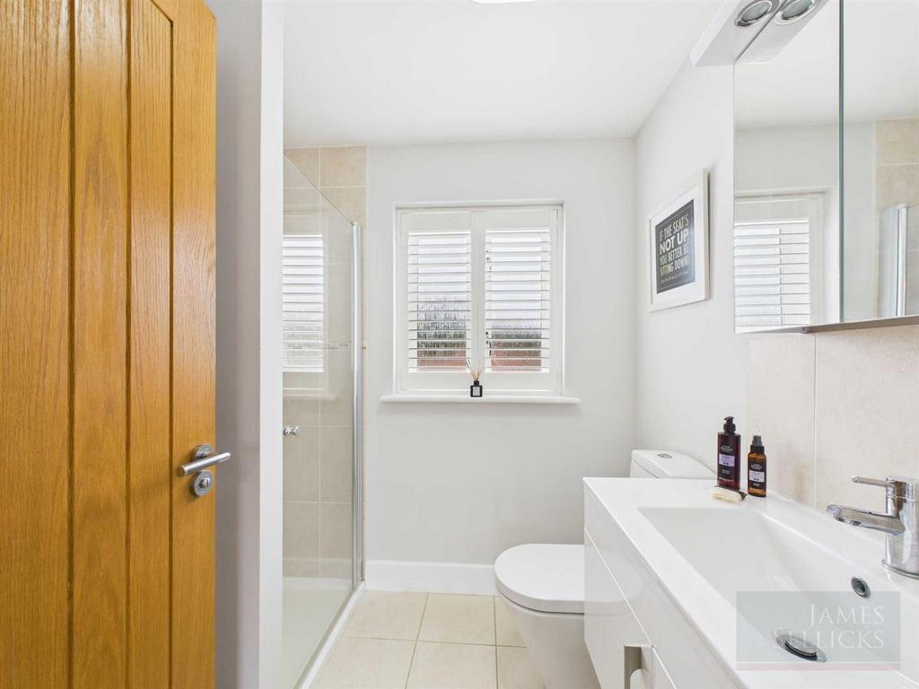 Ensuite