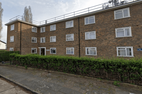 Rectory Court, Hounslow, TW4