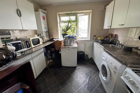 undefined, Rectory Court, Hounslow, TW4