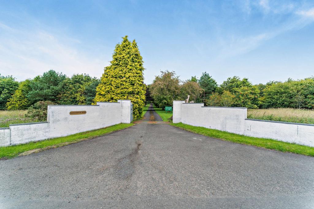 Main Estate Entrance