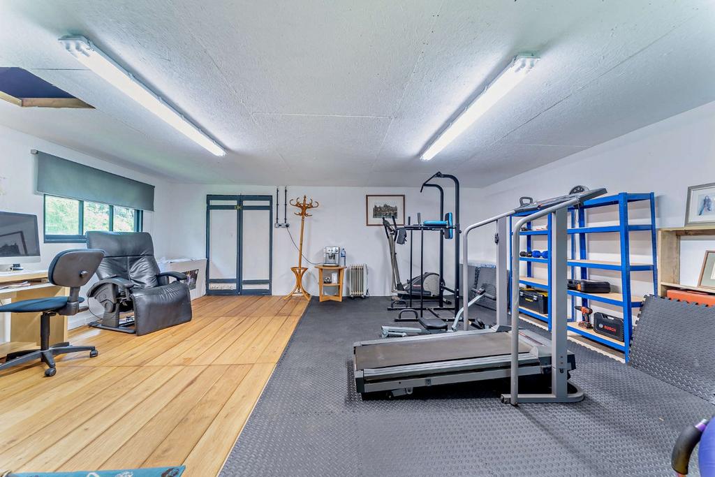Gym/Office