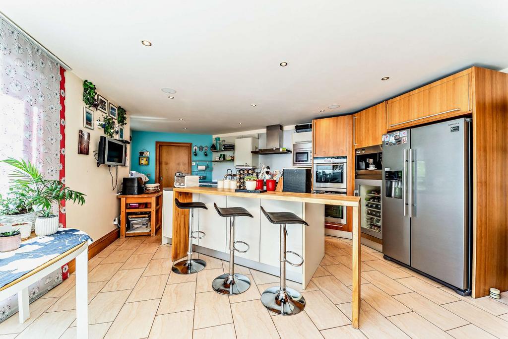 Breakfast Bar