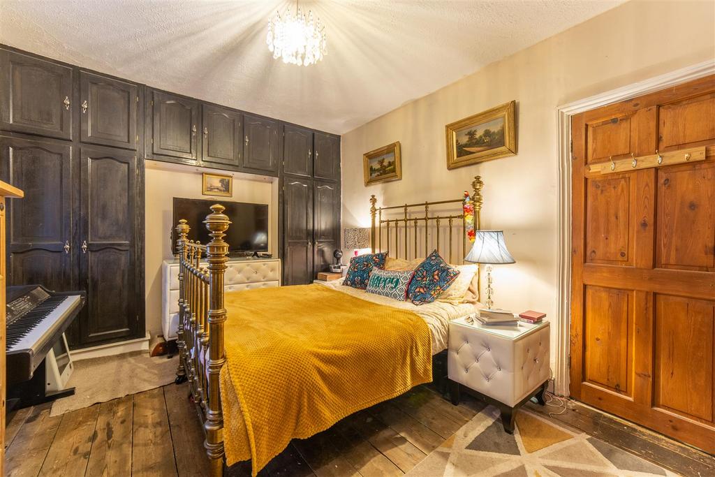 14 Bryn Terrace-3.jpg