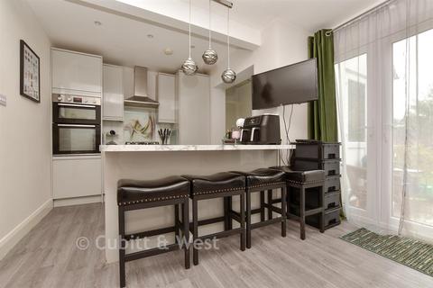 undefined, Kenmore Road, Kenley, Surrey