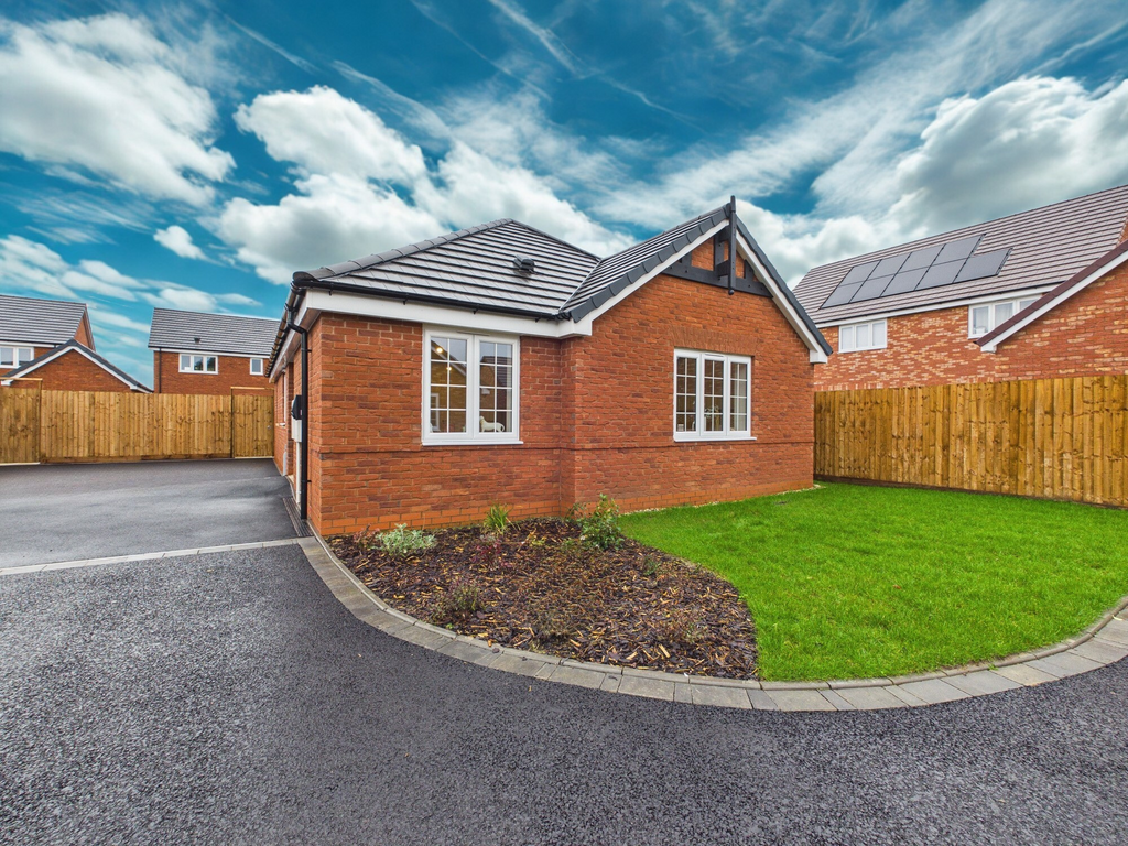 Benson (Plot 9) external