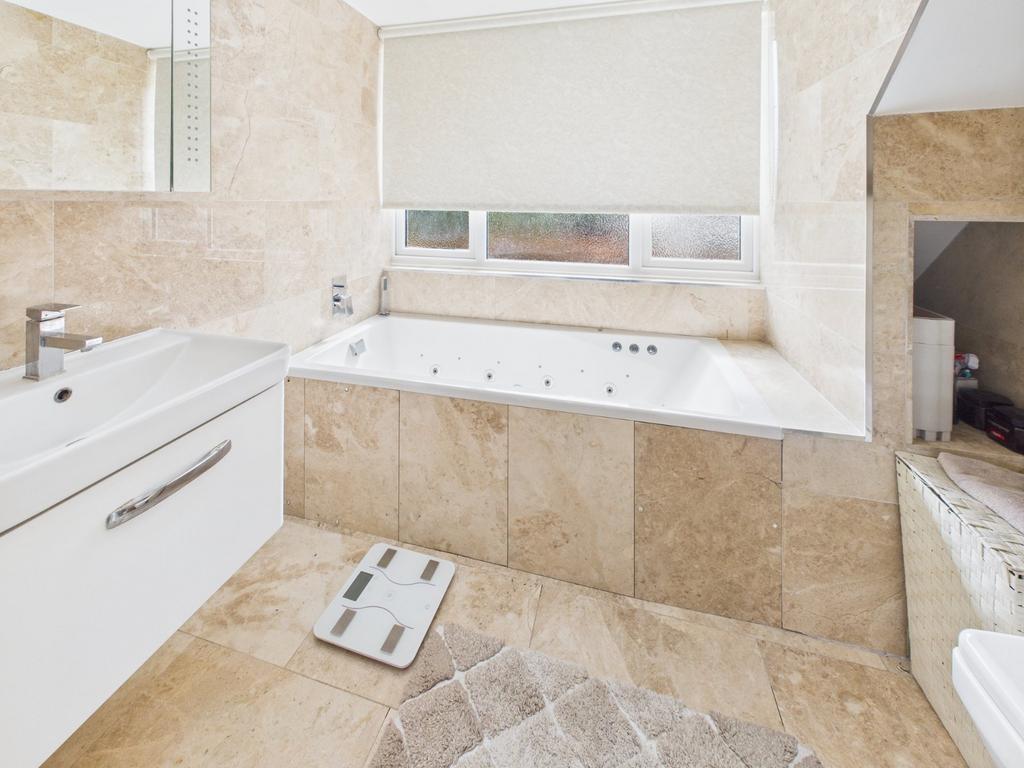 Ensuitebathroom