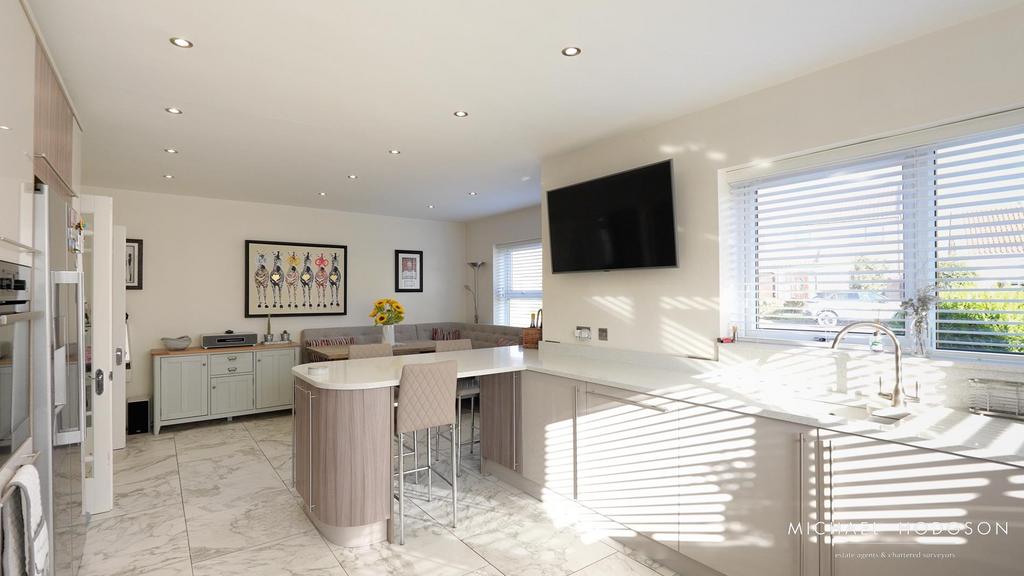 1 The Mews Internal-10.jpg
