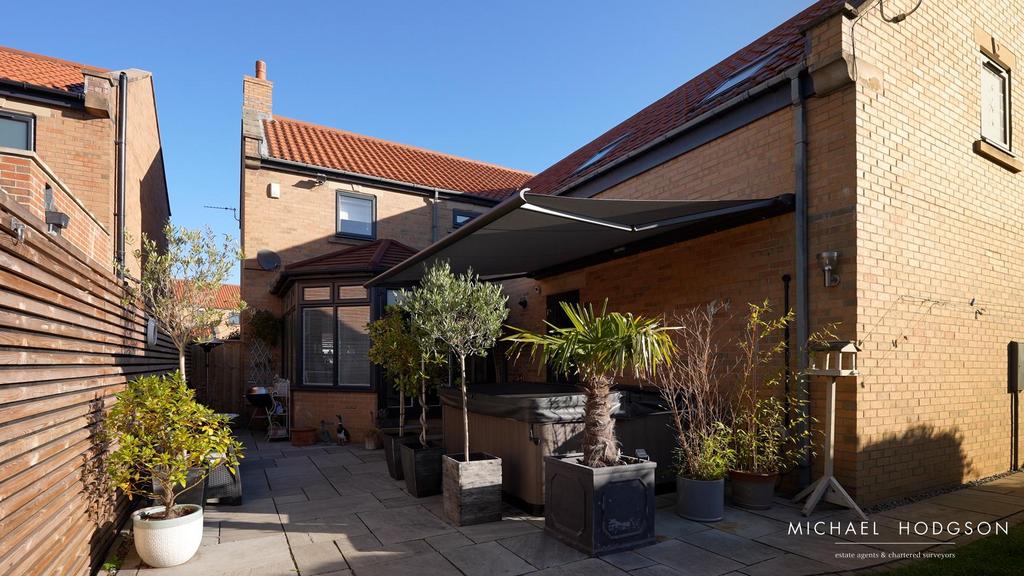 1 The Mews Internal-33.jpg