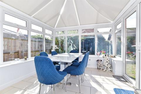 4 bedroom detached house for sale, Lambourne Drive, Kings Hill, West Malling, Kent