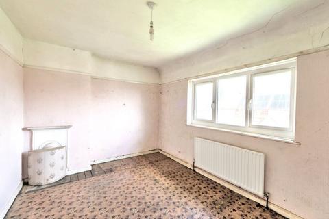 1 Arklow Close, Nottingham, NG8 5NT