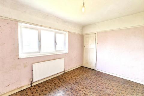 1 Arklow Close, Nottingham, NG8 5NT
