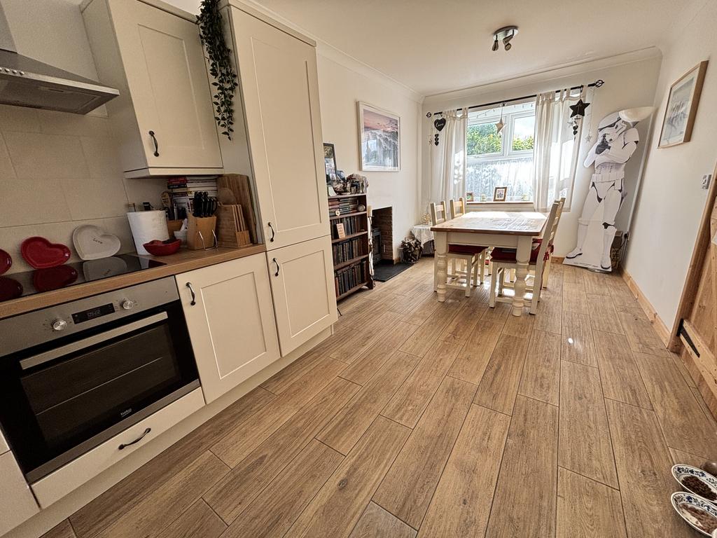 Kitchen Dining Area.