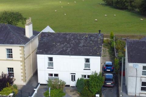 3 bedroom property for sale, Towy Terrace, Llandeilo SA19