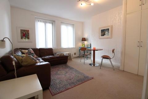 1 bedroom flat for sale, Kingsmere Gardens, Walker, Newcastle upon Tyne