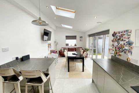 undefined, Longston Avenue, Cullercoats, North Shields, Tyne and Wear, NE30 3NG