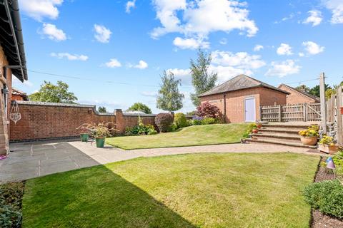 undefined, Manor Walk, Epperstone NG14