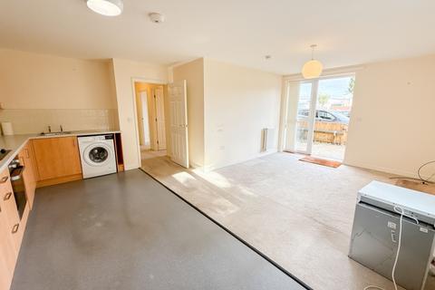2 bedroom flat for sale, Clavering Court, Gateshead, NE11