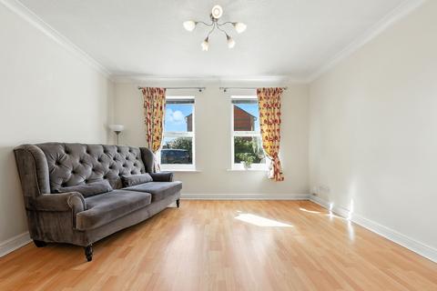 2 bedroom apartment for sale, Peacock Court, Leeds, LS19