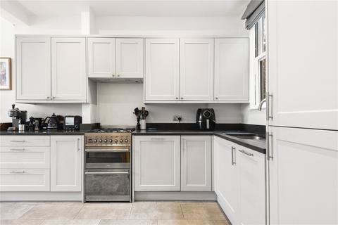 3 bedroom apartment for sale, Thirsk Road, Clapham, London, SW11