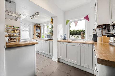undefined, Paget Avenue, Sutton