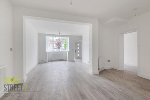 undefined, Northumberland Avenue, Hornchurch, RM11