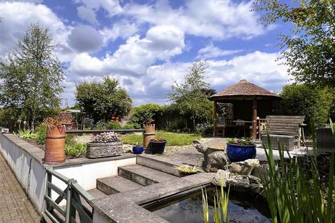 25 Exeter Gate, South Molton, EX36 4AN
