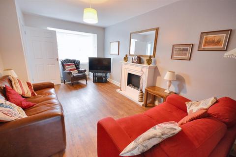3 bedroom semi-detached house for sale, Lamb Lane, Stone