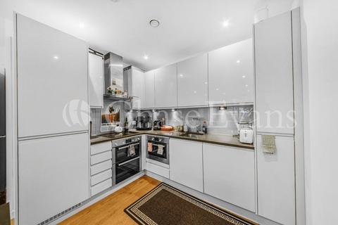 2 bedroom flat for sale, Waterfront Apartments, Amberley Road, Maida Vale, London, W9