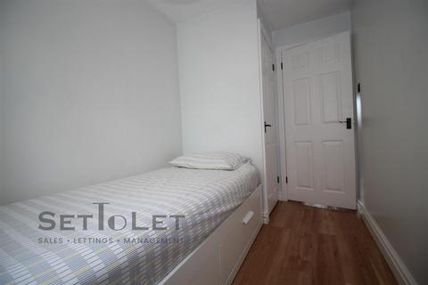 undefined, Royce Close, Thorpe Astley, Braunstone