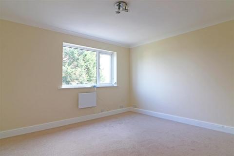 undefined, Woodlands Road, Redhill