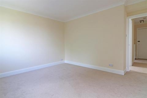 undefined, Woodlands Road, Redhill