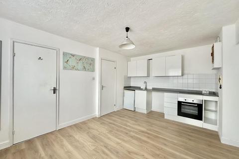 undefined, Willenhall Drive, Hayes, UB3 2UX