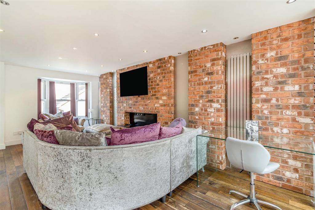 8662259-interior16.jpg