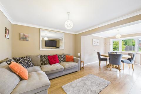 3 Winchester Drive, Tuffley, Gloucester, GL4 0JE