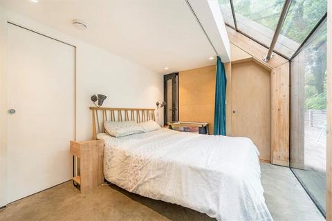 15a Ulundi Road, London, SE3 7UQ