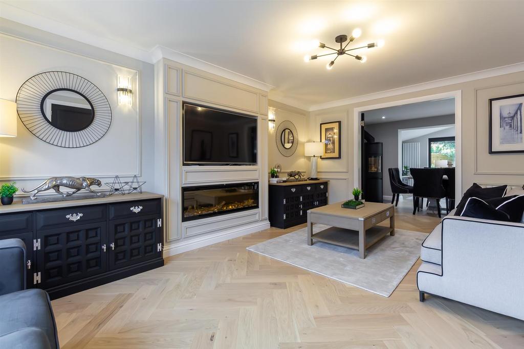 Formal Lounge