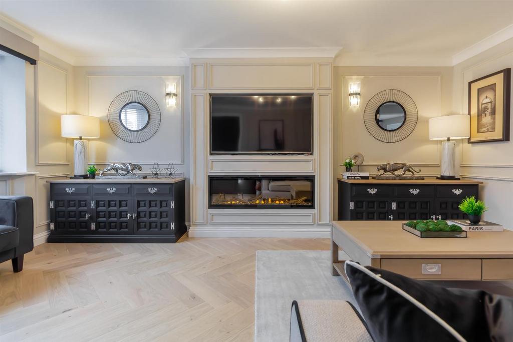Formal Lounge