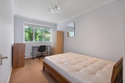 2 bedroom apartment to rent, Fairfax Road, South Hampstead NW6