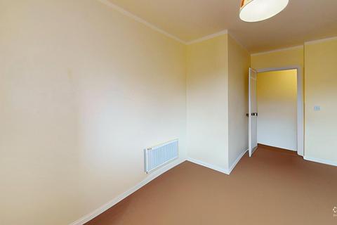 2 bedroom flat for sale, Lansdowne Court, Lansdowne Road, Tilbury, RM18