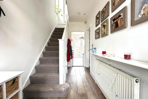 3 bedroom semi-detached house for sale, Newlands Park Road, Scarborough, YO12