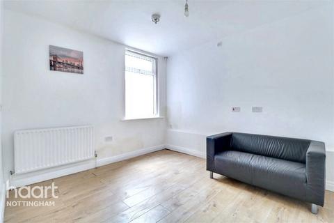 4 bedroom terraced house to rent, Bobbers Mill Road, Nottingham
