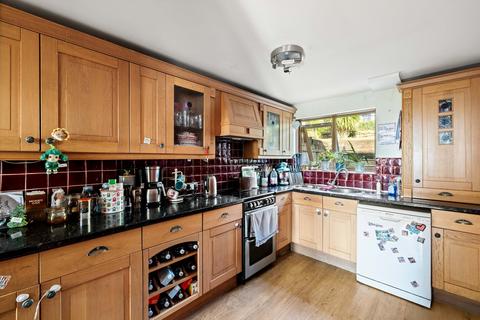 6 Kimberley Walk, Dover, CT16 2JN