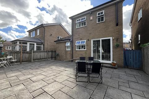 undefined, Cloverville Approach, Bradford BD6