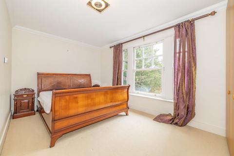 undefined, New Dover Road, Canterbury, Kent, CT1
