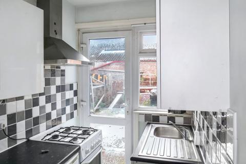 33 Fir Grove, Blackpool, FY1 6PJ