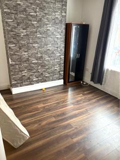 19 Beech Street, Burton-on-trent, DE14 3QA
